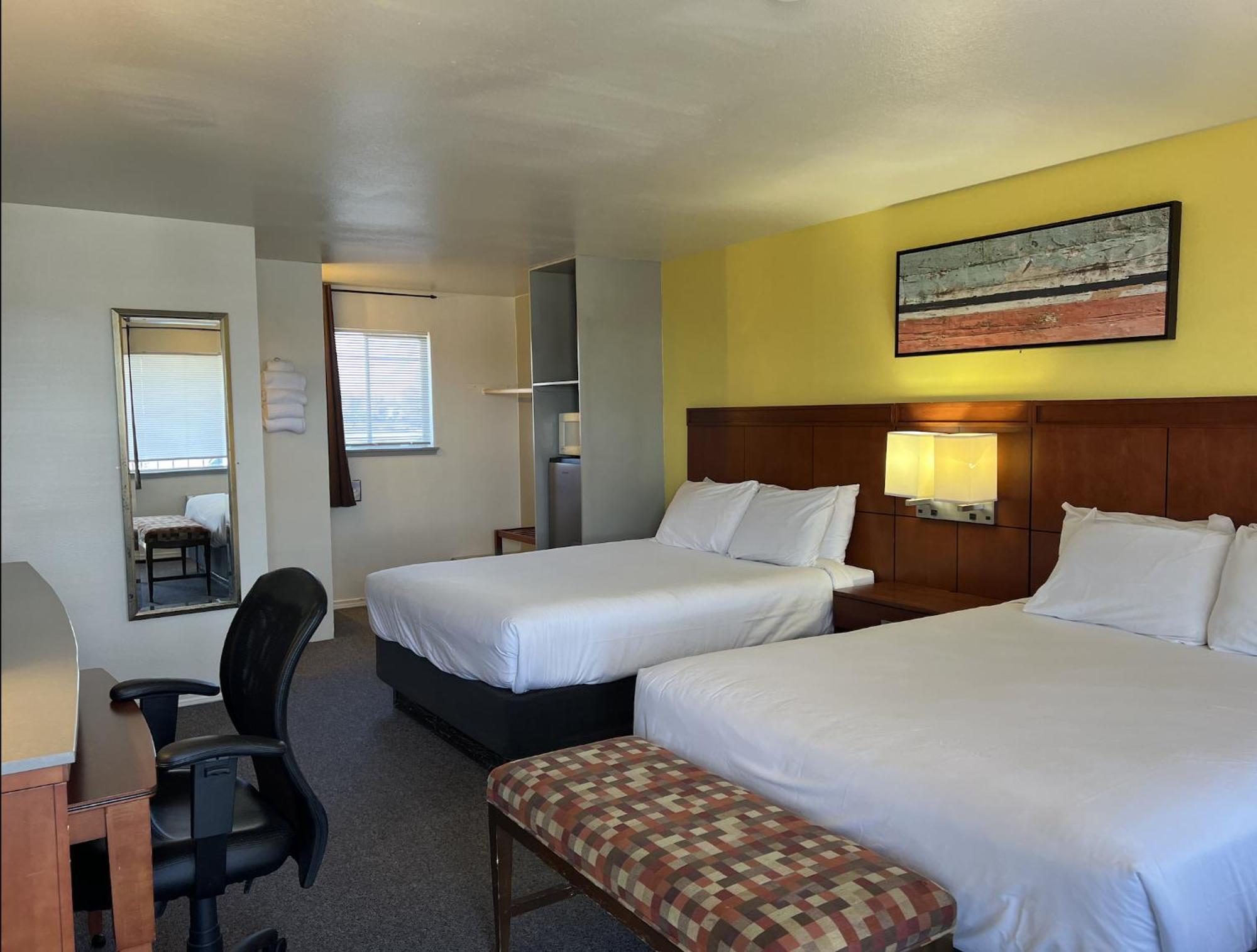 Lakeshore Inn Water Front 모세스레이크 외부 사진